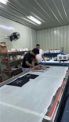 ลูกค้าต่างประเทศของเราเยี่ยมชม Anysil เพื่อสำรวจบทใหม่ของเทคโนโลยีซิลิโคนการพ...